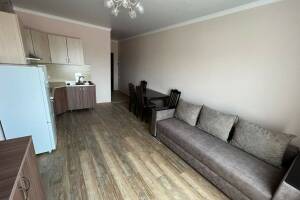 Изображение Изображение: Двух комнатный -семейный с кухней, с балконом #1 #6