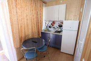 Изображение Изображение: 2-х местный однокомнатный номер (1 этаж) #1 #2