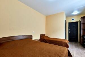 Изображение Изображение: Номер с двухспальной и односпальной кроватями #1 #4