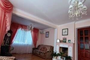 Изображение Изображение: Большой номер ЗАЛ на 4 — 7 чел #1 #4