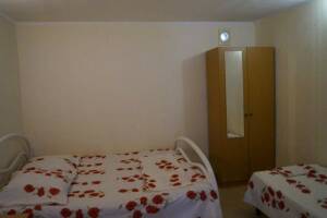 Изображение Изображение: Трехместная комната «Эконом» #1 #4