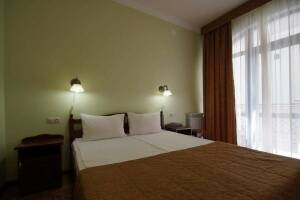 Изображение Изображение: Трехместный номер с балконом #1 #4