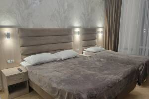 Изображение Изображение: Стандарт 3-х местный с балконом #1 #5