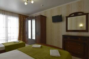 Изображение Изображение: Комфорт 3-х местный с балконом #1 #7