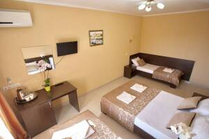 Изображение Изображение: 4-х местный «Стандарт» с балконом #1 #3