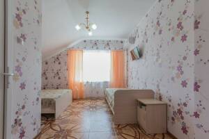 Изображение Изображение: Трехместный «Стандарт» мансарда #1 #4