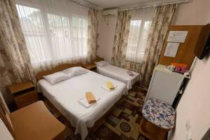 Изображение Изображение: № 34 Трехместный номер на 3 этаже #1 #8