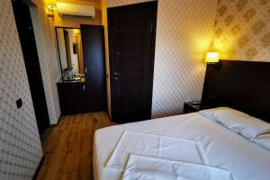 Изображение Изображение: 2-х местный «Люкс» с ванной комнатой (4) #1 #7