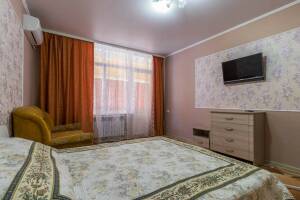 Изображение Изображение: Трех местная комната на 1-ом этаже #1 #5