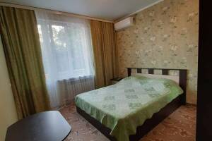 Изображение Изображение: Двух местная (зеленая) на втором этаже с балконом #1 #7