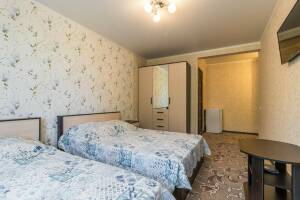 Изображение Изображение: Трехместная комната с балконом и вид на бассейн #1 #8