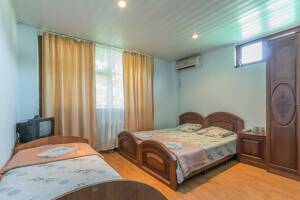 Изображение Изображение: № 7 Трехместный номер с удобствами #1 #7