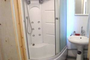 Изображение Изображение: Эконом — 3-х местный номер с удобствами на этаже #1 #2