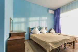 Изображение Изображение: 3-х местный номер с удобствами #1 #2