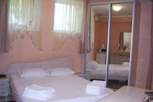 Изображение Изображение: Двухместный номер с 1 кроватью с отдельным входом #1 #5