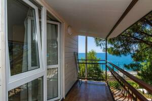 Изображение Изображение: Четырехместный «Полулюкс» с балконом вид на море #1 #6