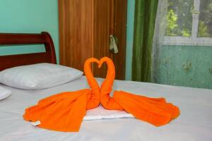 Изображение Изображение: Трехместный номер со всеми удобствами #1 #6