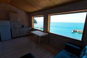 Изображение Изображение: № 16 Апартаменты 4-х местные с доп. местами #1 #2