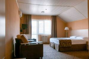 Изображение Изображение: Четырехместный номер с балконом #1 #5