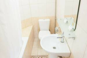 Изображение Изображение: Молодежный номер с видом на улицу Ленина #1 #7