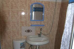 Изображение Изображение: Номер с удобствами на 2−3 чел #1 #2