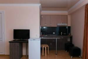 Изображение Изображение: Трехместный «Люкс» с кухней #1 #2