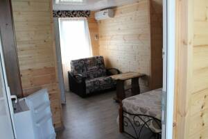 Изображение Изображение: Трёхместный номер с удобствами #1 #4