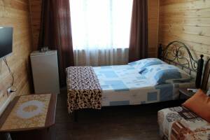 Изображение Изображение: Трёхместный номер с удобствами #1 #6