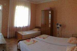 Изображение Изображение: Трёхместный «эконом» с видом на море #1 #2