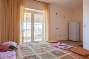 Изображение Изображение: 2-х местный «Люкс» с балконом и доп. местом #1 #2