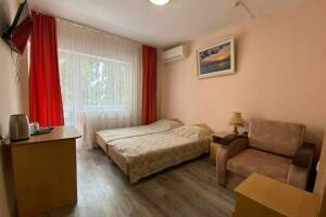 Изображение Изображение: Трехместный номер «Стандарт» #1 #2