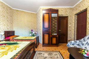 Изображение Изображение: 4-х местный номер «Комфорт» #1 #4