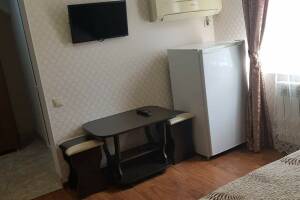 Изображение Изображение: № 15 Комната на 2−3 человека (4 этаж) #1 #9