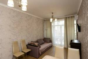 Изображение Изображение: Двухкомнатная квартира № 1−2 (3 этаж) #1 #12