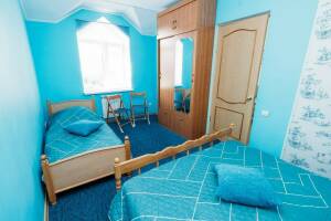 Изображение Изображение: 2-х комнатный 4-х местный номер «Семейный» #1 #2