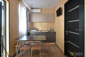 Изображение Изображение: Двухкомнатный шестиместный номер (1) #1 #4