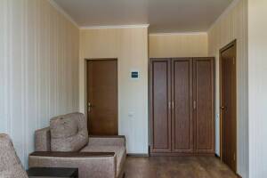 Изображение Изображение: Пятиместный номер с ванной и с балконом #1 #6