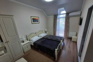 Изображение Изображение: № 6 Номер 2-х местный комфорт с балконом #1 #6