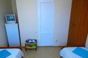 Изображение Изображение: 2-х местный номер со всеми удобствами #1 #2