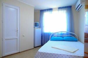 Изображение Изображение: 2-х местный номер со всеми удобствами #1 #4