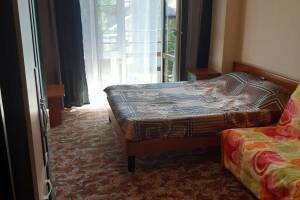 Изображение Изображение: 3-х местный «Стандарт» с балконом и доп. местом #1 #3