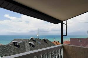 Изображение Изображение: Двухкомнатный номер с балконом и видом на море #1 #2