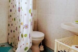 Изображение Изображение: 3-х местные номера «Стандарт» с кухней (2 этаж) #1 #1