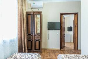 Изображение Изображение: Двухкомнатный номер с удобствами #1 #4