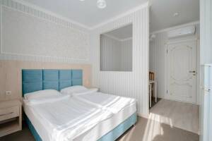 Изображение Изображение: Однокомнатный номер с кухней «Studio» (4-й этаж) #1 #2