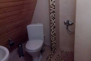 Изображение Изображение: Полулюкс трехместный улучшенный 2 этаж с балконом #1 #4