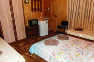 Изображение Изображение: Четырехместный номер в деревянном корпусе #1 #4