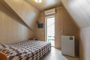 Изображение Изображение: 2-х местная комната на мансарде с допместом #1 #6