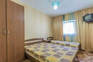 Изображение Изображение: 6-ти местный номер «Люкс» #1 #4