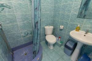 Изображение Изображение: 3-х местный номер «Люкс» #1 #2